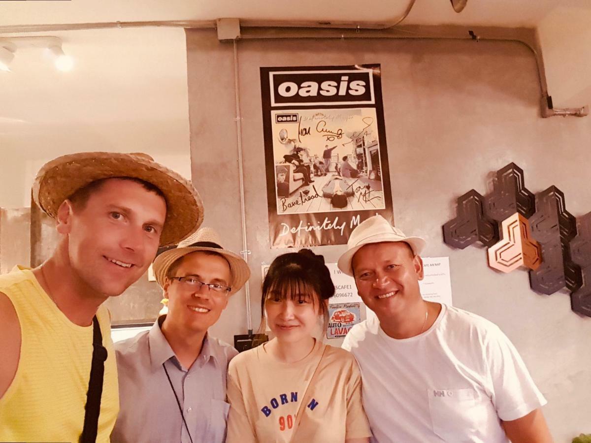 Хостел Oasis Cafe And Nap Бангкок Екстер'єр фото