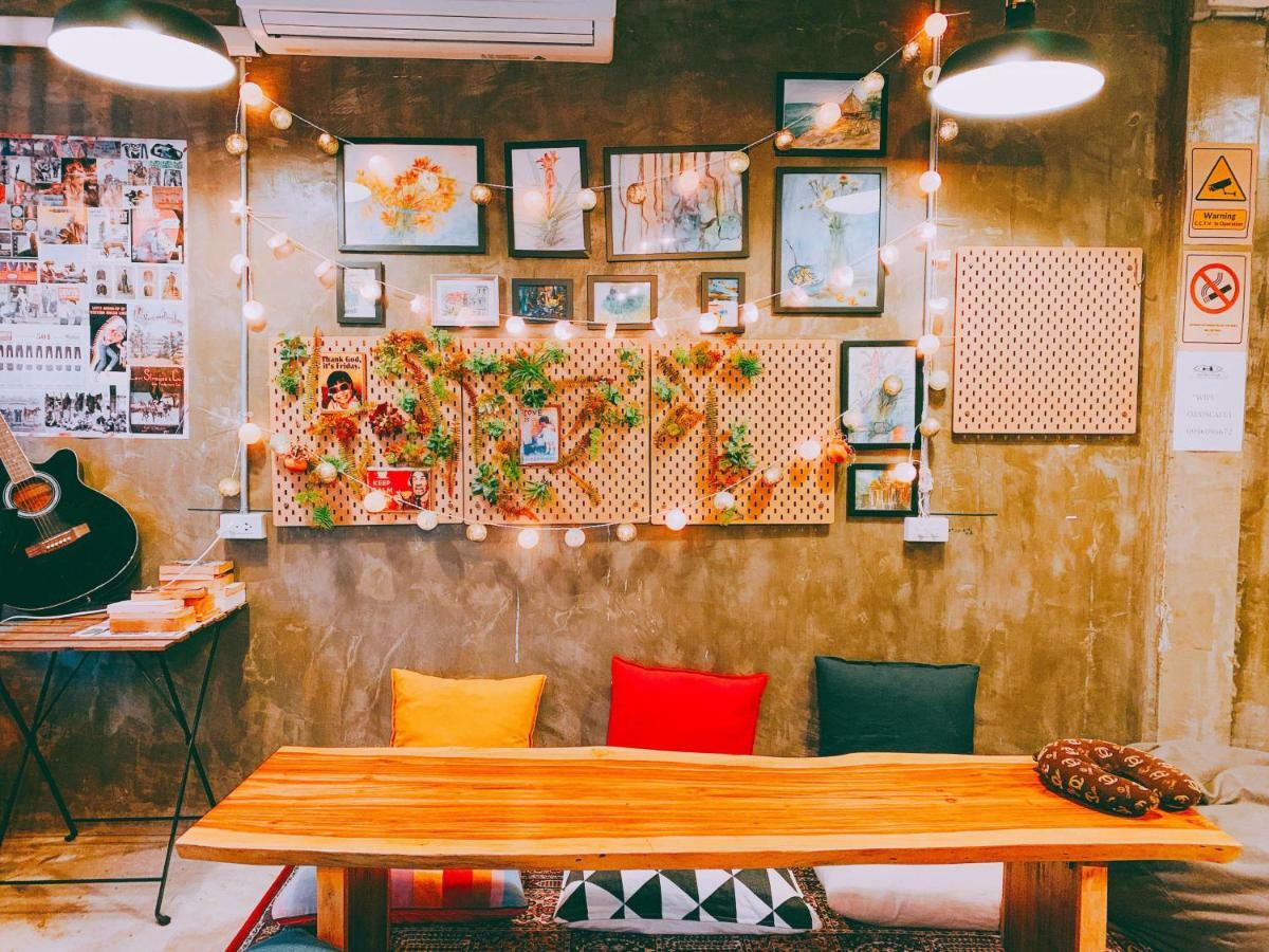 Хостел Oasis Cafe And Nap Бангкок Екстер'єр фото