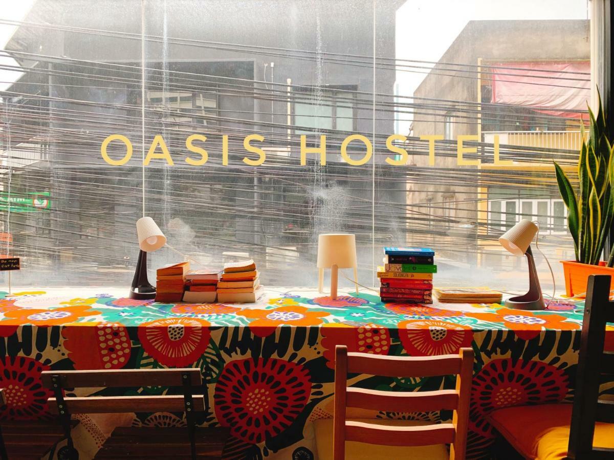 Хостел Oasis Cafe And Nap Бангкок Екстер'єр фото